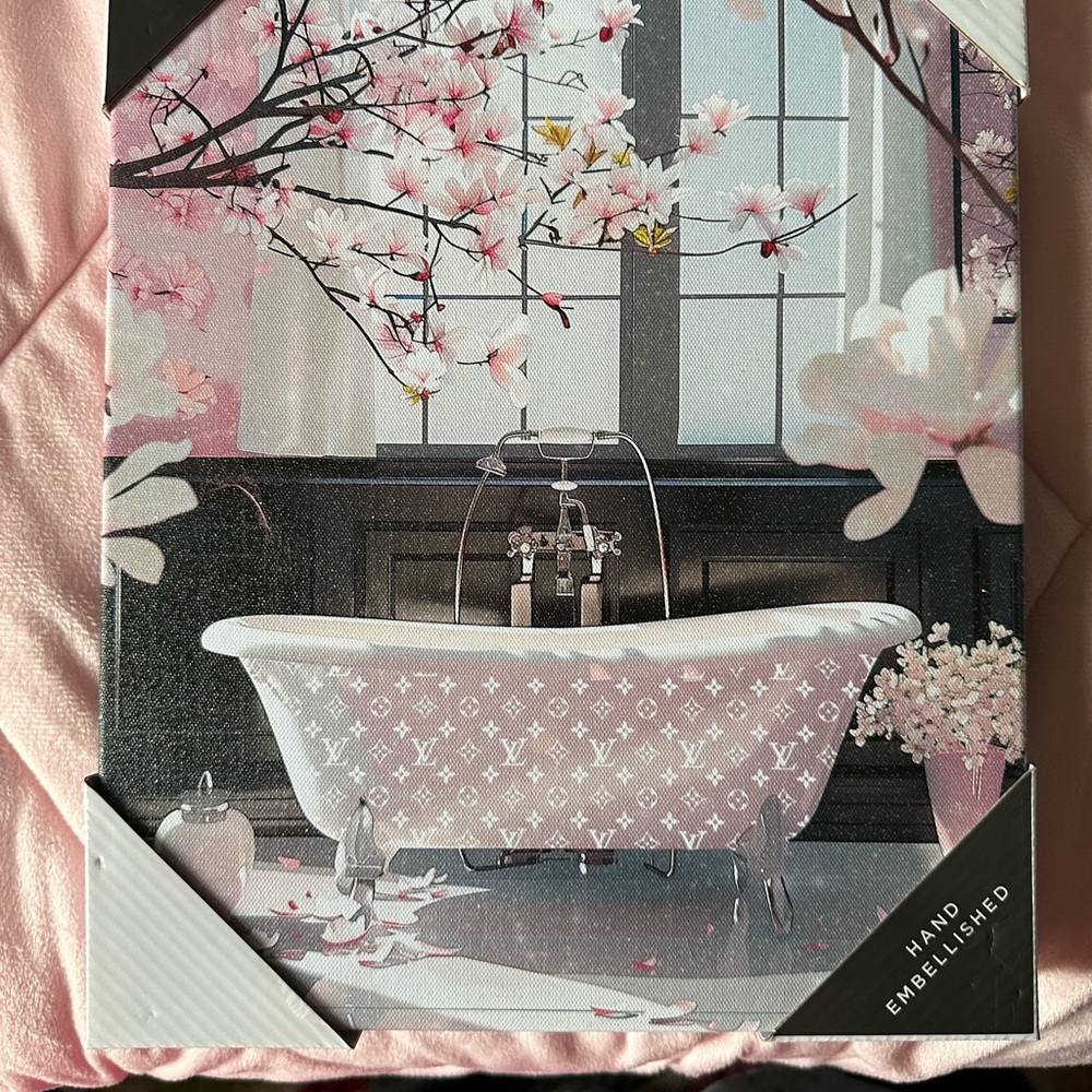 🌶️👑 Luxury Fashion Bath Wall Art with Pink Floral Accents - Picture 9 of 12